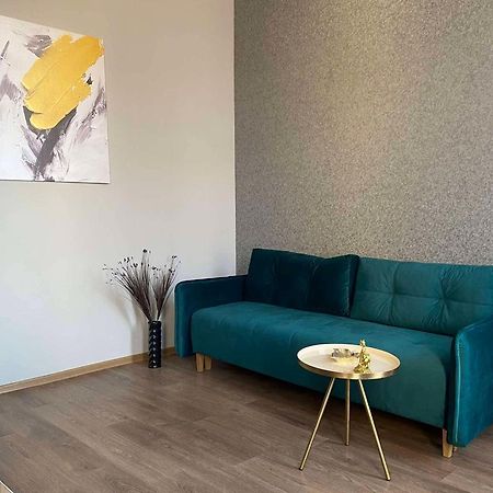 Leogrand Apartments On Kniazia Romana 26 Lviv Ngoại thất bức ảnh